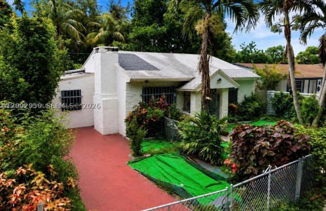 7573 NW 12th Ct Gallery 3