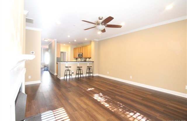 1188 Hampton Gardens Lane Gallery 4