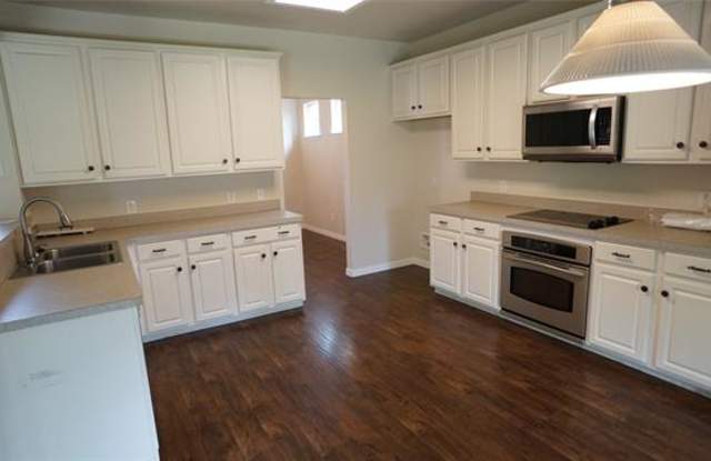 1416 Sleepy Hollow Drive Gallery 4