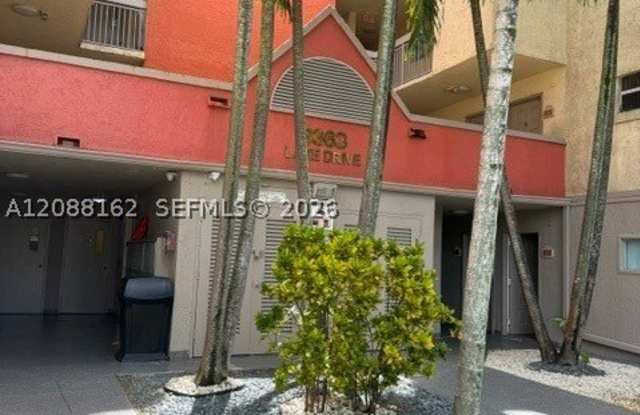 8363 Lake Dr Gallery 1