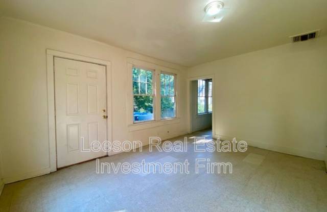 447 Egan St. photos photos
