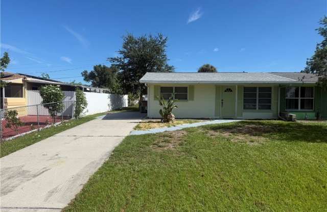 1103 Wesley Street W photos photos