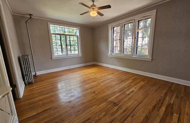 1620 Detroit St photos photos