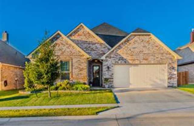 Located in South Martin Branch Decatur TX 3 Bed 2 Bath photos photos