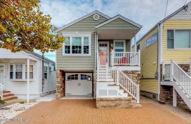 222 Hiering Avenue - 222 Hiering Avenue, Seaside Heights, NJ 08751