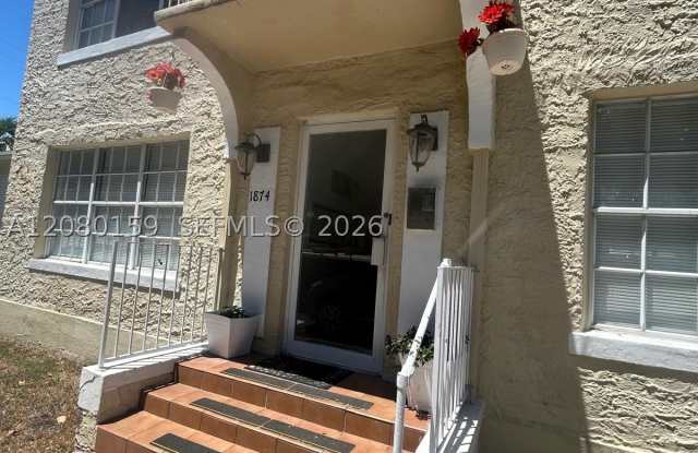 1874 SW 3rd Ave photos photos