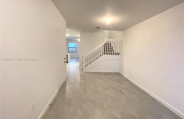 12959 SW 231st Ter Gallery 3