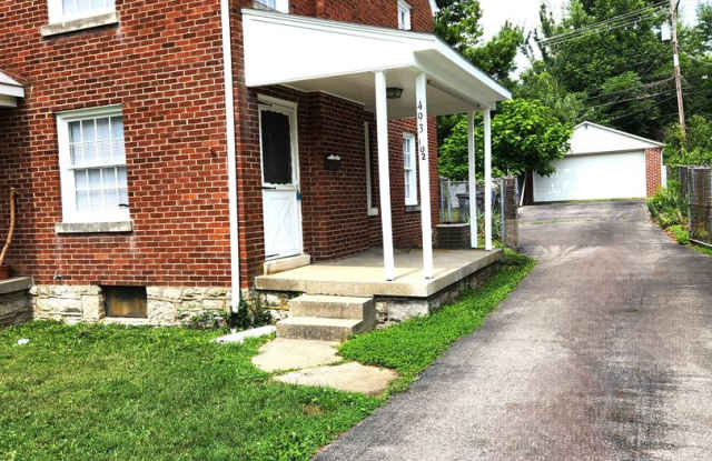 Thankful November move in before Thanksgiving get TWO WEEKS FREE RENT!!!! Duplex close to St. Joe Hospital    20261001 Gallery 3