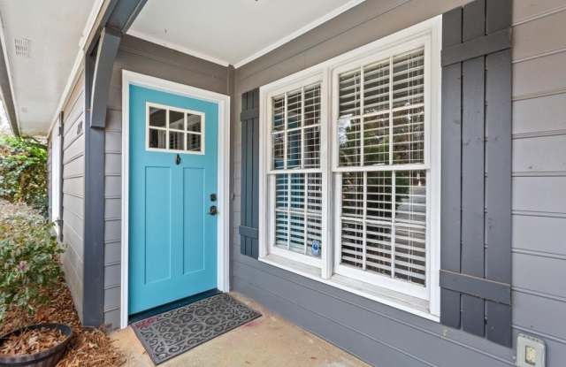 1992 Cooper Lake Drive SE - 1992 Cooper Lake Drive Southeast, Cobb County, GA 30080