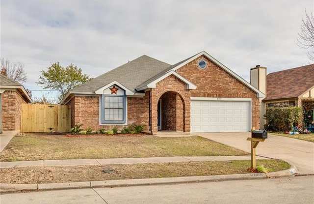 5707 Congressional Drive - 5707 Congressional Drive, Arlington, TX 76018