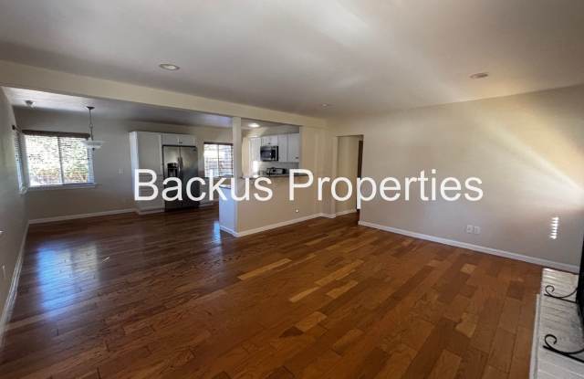 Great three bedroom home near Presidio of Monterey Gallery 4