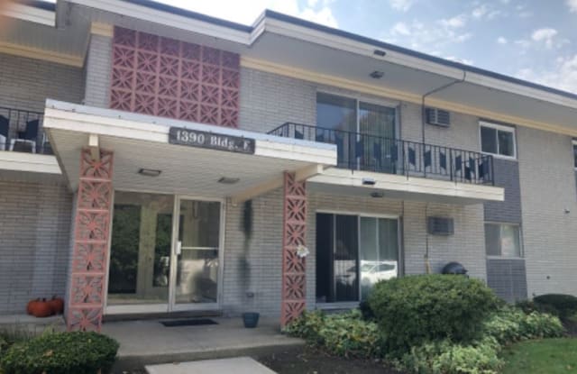 1390 Golden Gate Blvd - 1390 Golden Gate Boulevard, Mayfield Heights, OH 44124