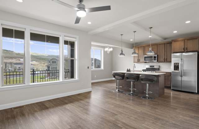 1116 W Cattail Ct Gallery 2