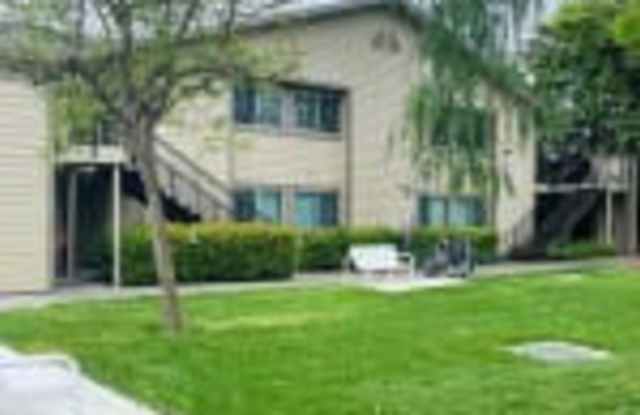 Canyon Manor Gallery 3