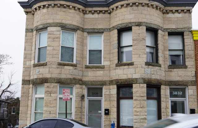3832 Falls Rd Gallery 2
