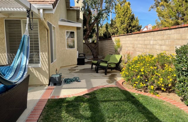 5772 Green Meadow Dr - 5772 Green Meadow Drive, Agoura Hills, CA 91301