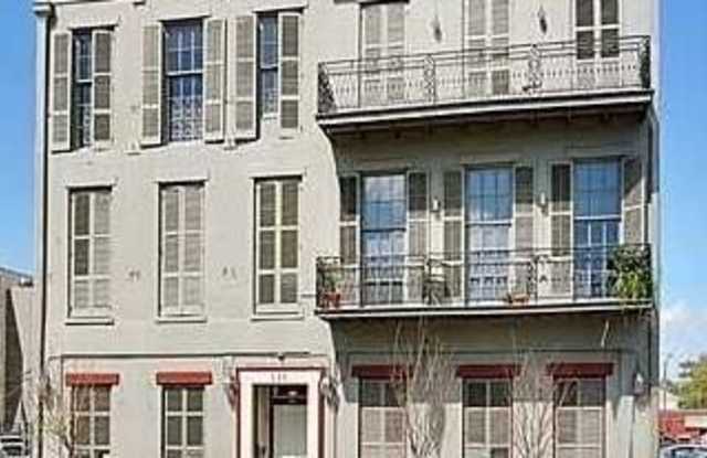 231 N RAMPART Street photos photos