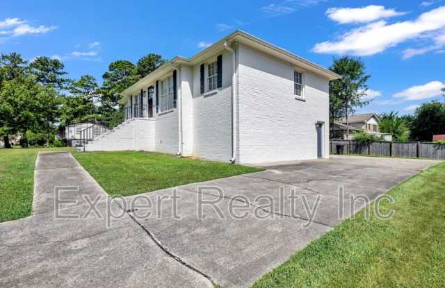1064 Caribbean Circle Gallery 4