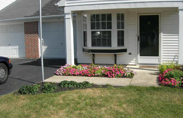 5 FIELDCREST Drive Gallery 2