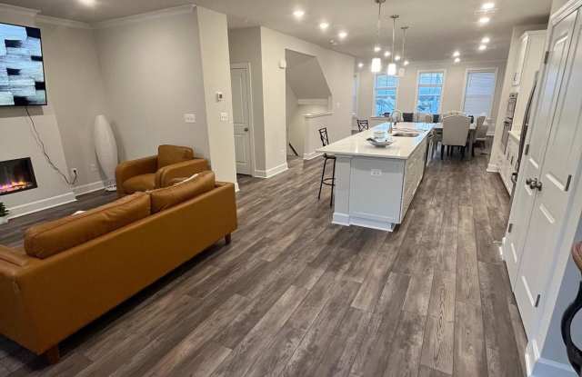 2327 STEPHANIE TESSA Lane photos photos