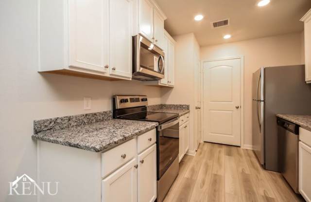10446 Sweetwater Creek Drive Gallery 3