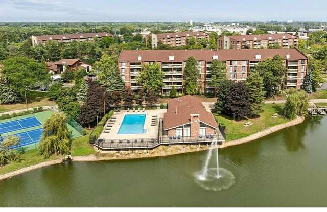 Lake+House Gallery 1