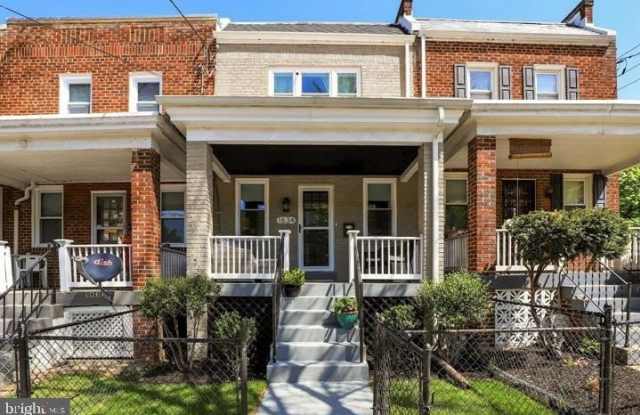 1634 RIDGE Place SE photos photos