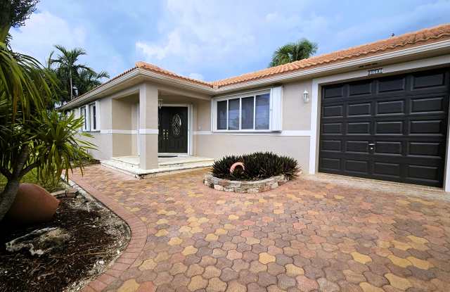 20791 2nd Ave W - 20791 2nd Avenue West, Cudjoe Key, FL 33042