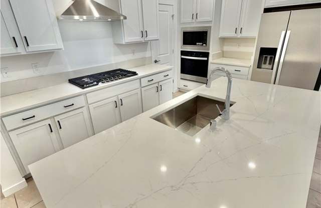 11462 CRIMSON LEDGE Avenue photos photos