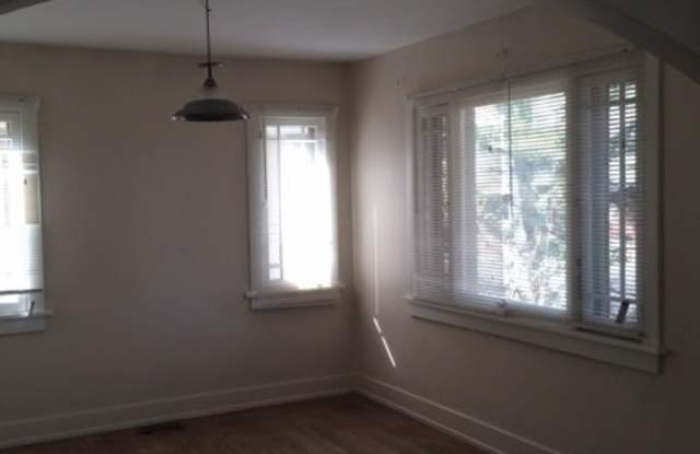 1113 S McClelland Gallery 3