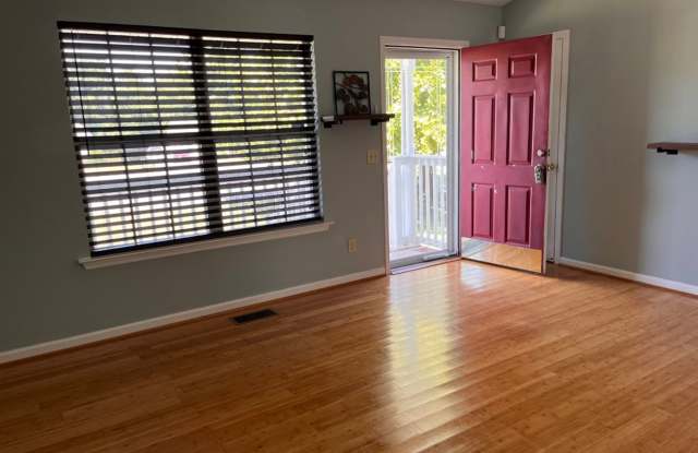Lovely Ranch Home in Smyrna - No HOA Gallery 4