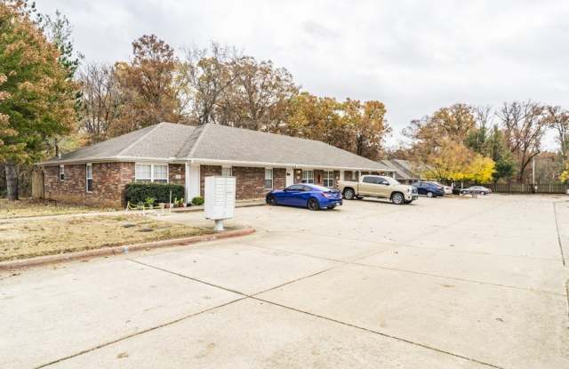 1102 NW Lincoln Court Gallery 2