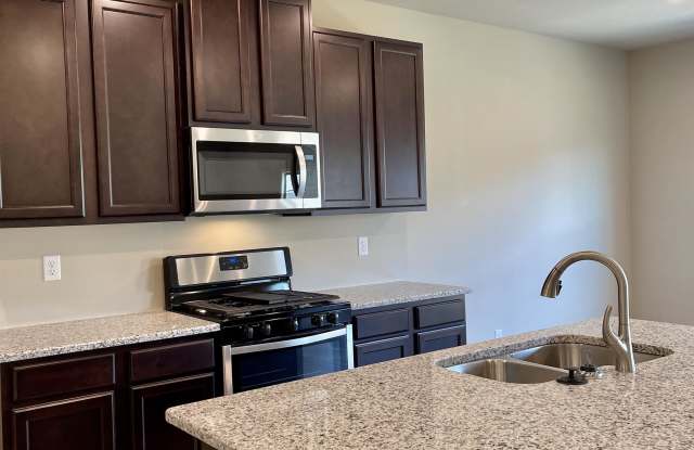 114 Auburn Depot Drive Gallery 3