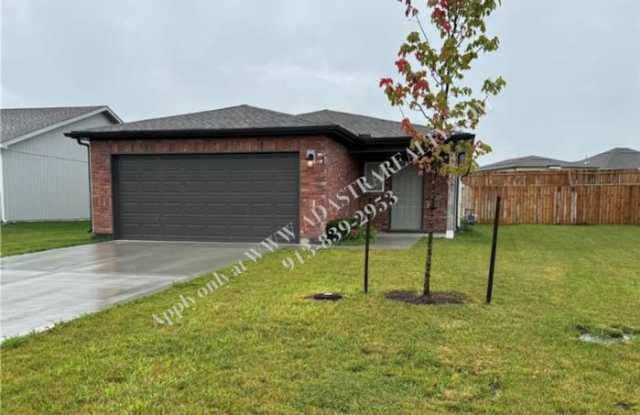 37791 West 207th Terrace Gallery 1