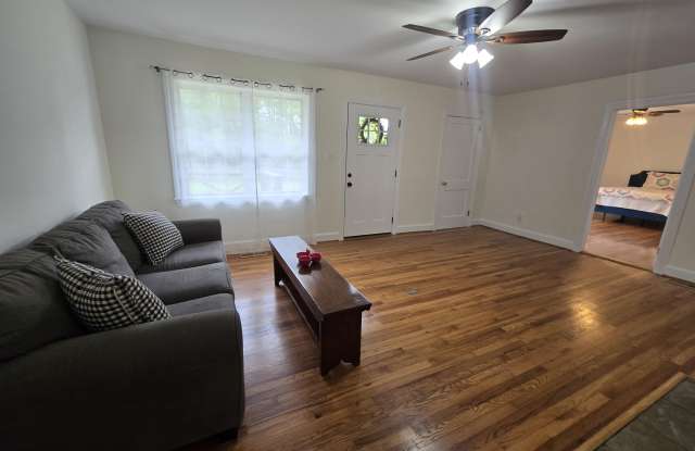 2183 Chukker Creek Road Gallery 3
