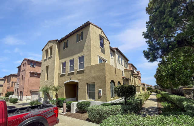 2B/2.5BA Townhome in San Marcos Available for Rent! photos photos