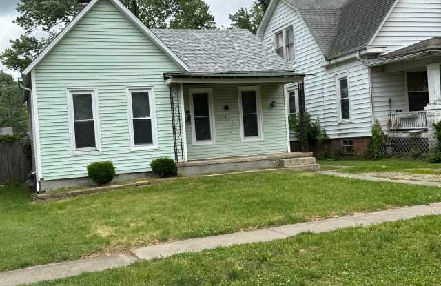 1248 N Ledlie Ave photos photos