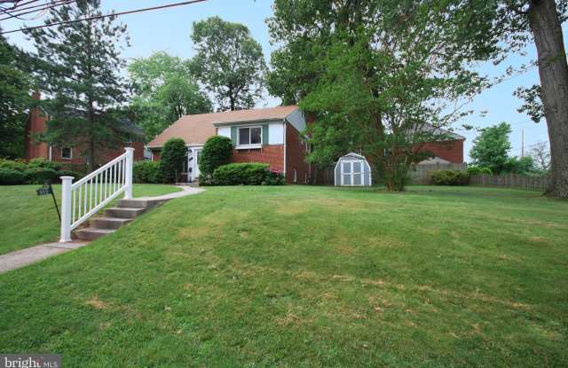 510 LANARK WAY Gallery 4