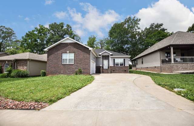 Pet Friendly Four Bedroom! photos photos