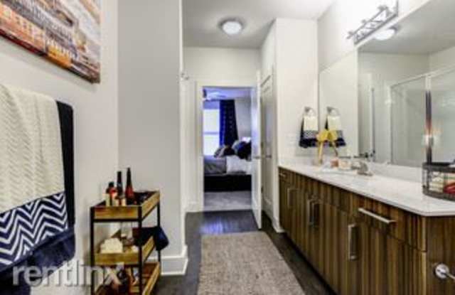 1220 Mecaslin St NW Gallery 2