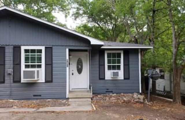 913 W Pecan Gallery 1