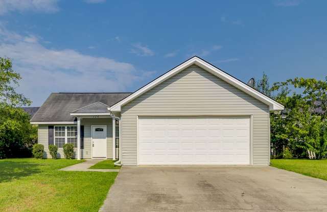 Move-In Ready 3-Bedroom Home with Fenced Backyard in Guyton! - 106 Mustang Drive, Effingham County, GA 31312