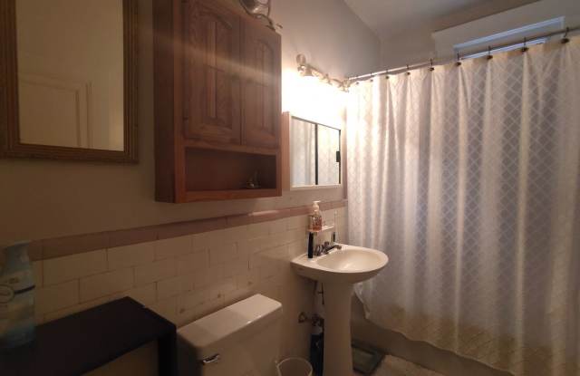 1986 Commonwealth Ave #4 Gallery 2