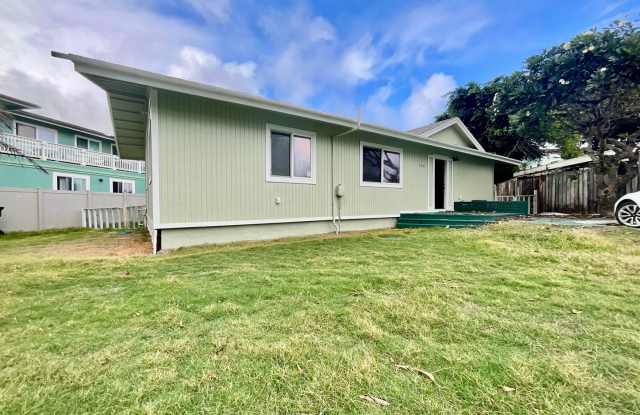 Beautiful, Bright  Airy Beach House--3Beds, 2Baths with Yard photos photos