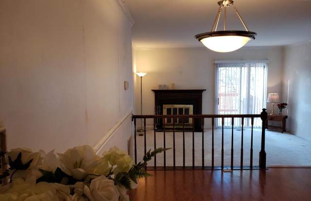 7716 MARSHALL HEIGHTS CT Gallery 2