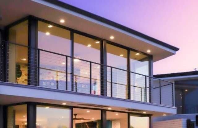305 N Bay Front Gallery 2