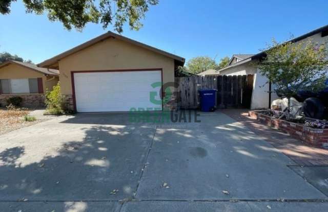 1708 Castilla Modesto Ready for Rent! Schedule a Showing Today! Gallery 1