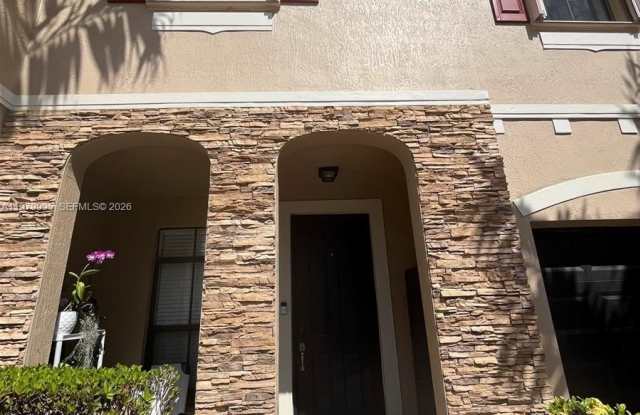 11271 SW 240th St photos photos