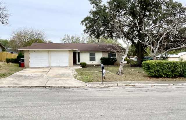 1078 Honey Tree Street photos photos