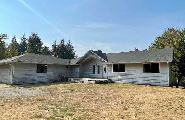 Large home on acreage! photos photos